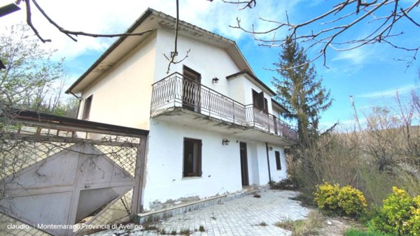 casa indipendente in vendita a Castelvetere sul Calore
