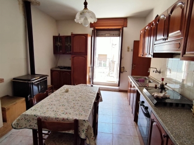 casa indipendente in vendita a Castelvetere sul Calore