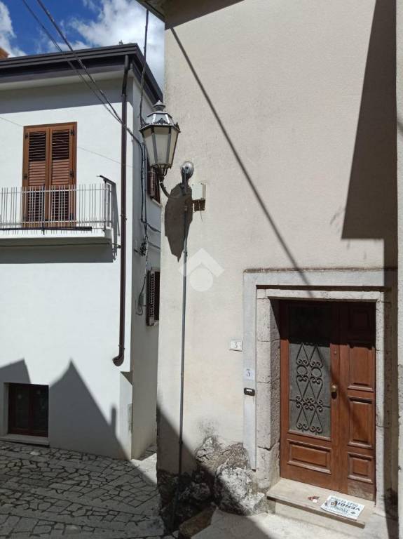 casa indipendente in vendita a Castelvetere sul Calore