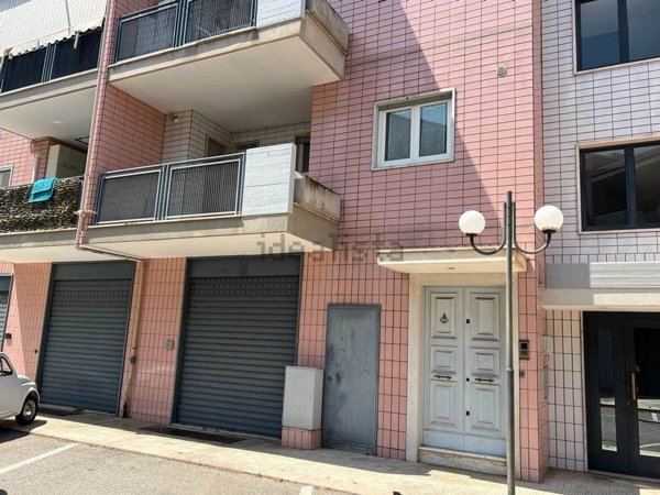 casa semindipendente in vendita a Castelvetere sul Calore