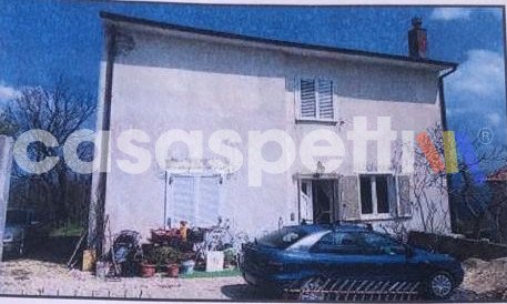 casa indipendente in vendita a Castelvetere sul Calore in zona Santa Lucia