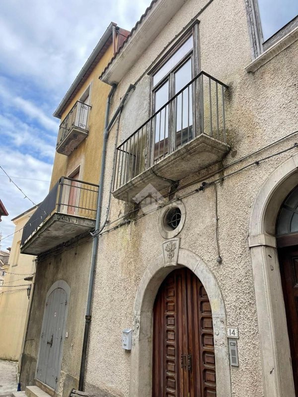 casa semindipendente in vendita a Castelvetere sul Calore