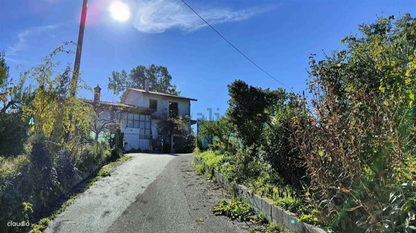 casa indipendente in vendita a Castelvetere sul Calore