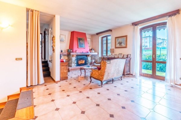 casa indipendente in vendita a Castelvetere sul Calore