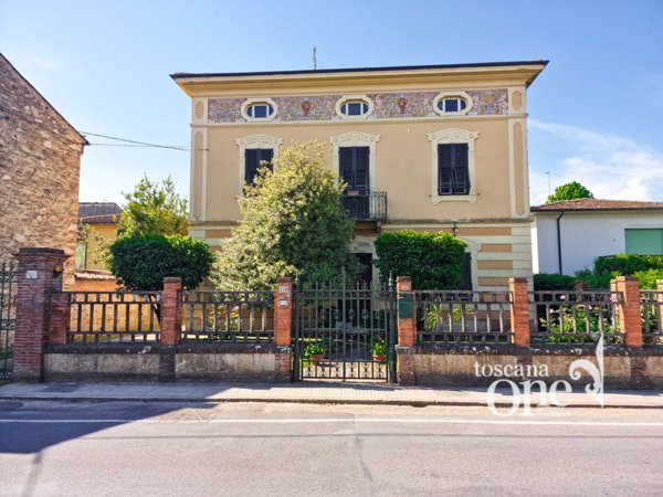 casa indipendente in vendita a Castelvetere sul Calore