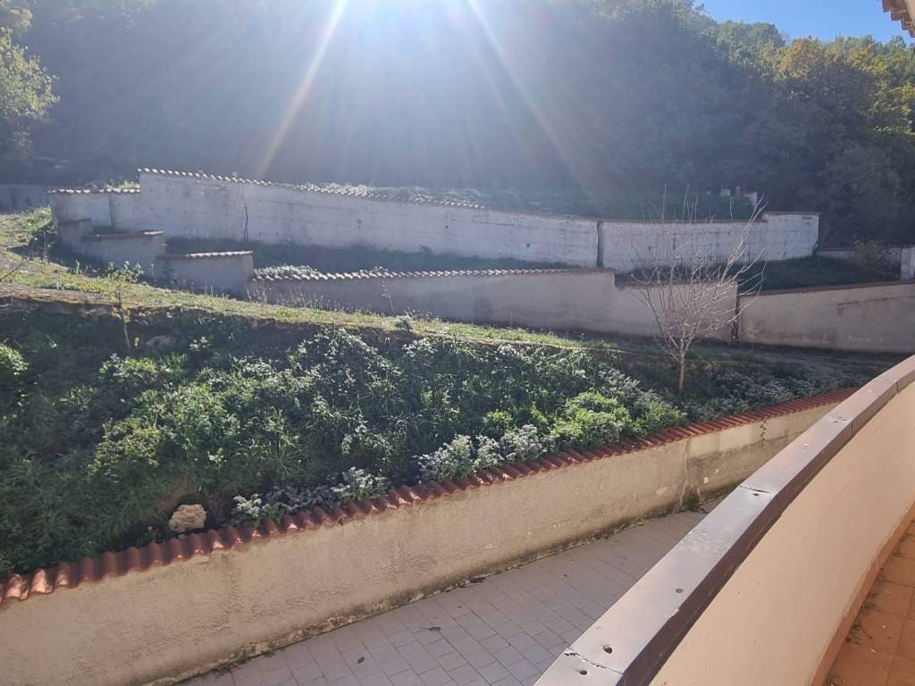 villa in vendita a Castelvetere sul Calore