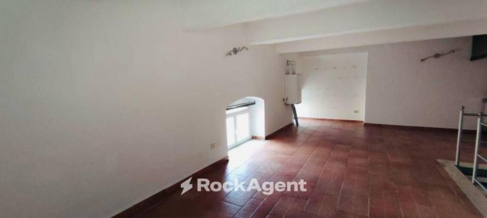 ufficio in vendita a Castelvetere sul Calore