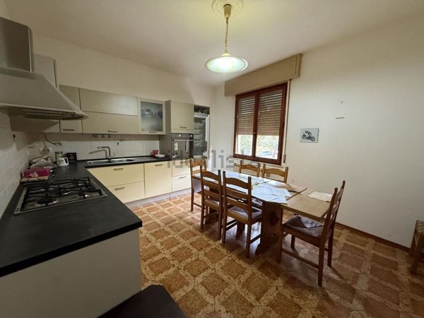 casa indipendente in vendita a Castelvetere sul Calore