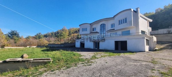 casa indipendente in vendita a Castelvetere sul Calore