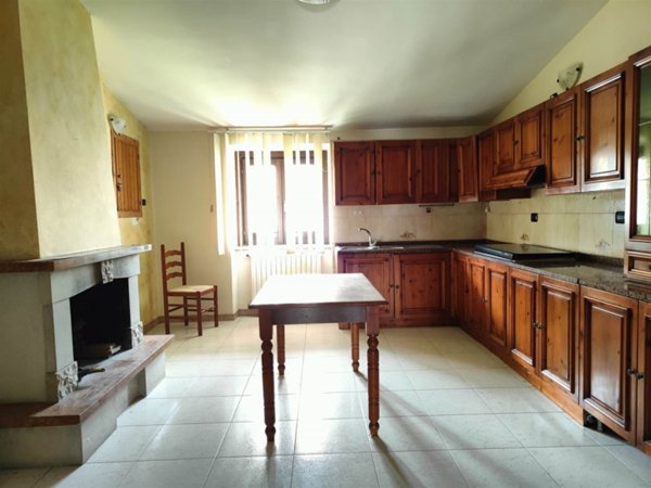 appartamento in vendita a Castelvetere sul Calore