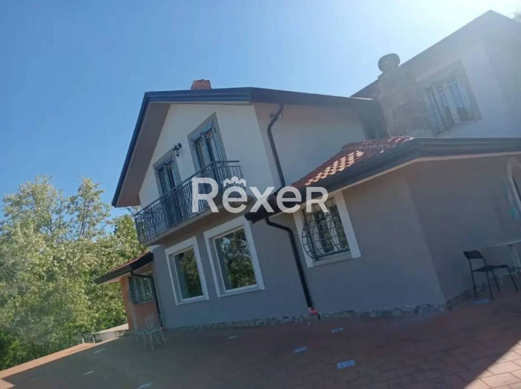 casa indipendente in vendita a Castelvetere sul Calore