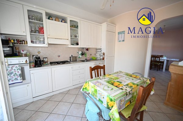 appartamento in vendita a Castelvetere sul Calore