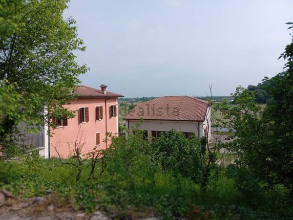 casale in vendita a Castelvetere sul Calore in zona Vioni