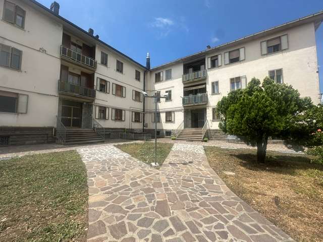 appartamento in vendita a Castelvetere sul Calore in zona Vioni