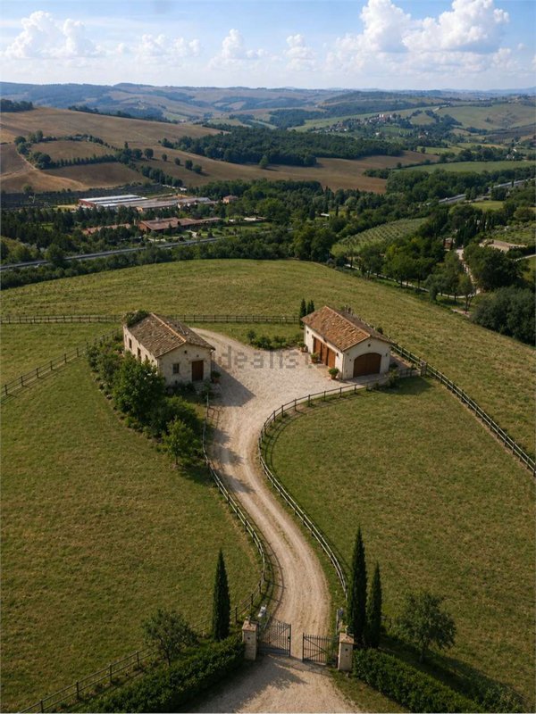 casale in vendita a Castelvetere sul Calore in zona Vioni