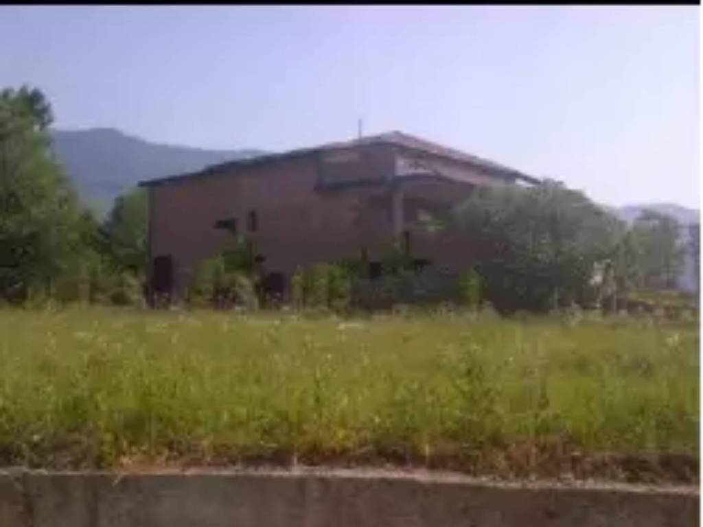 casa indipendente in vendita a Cervinara