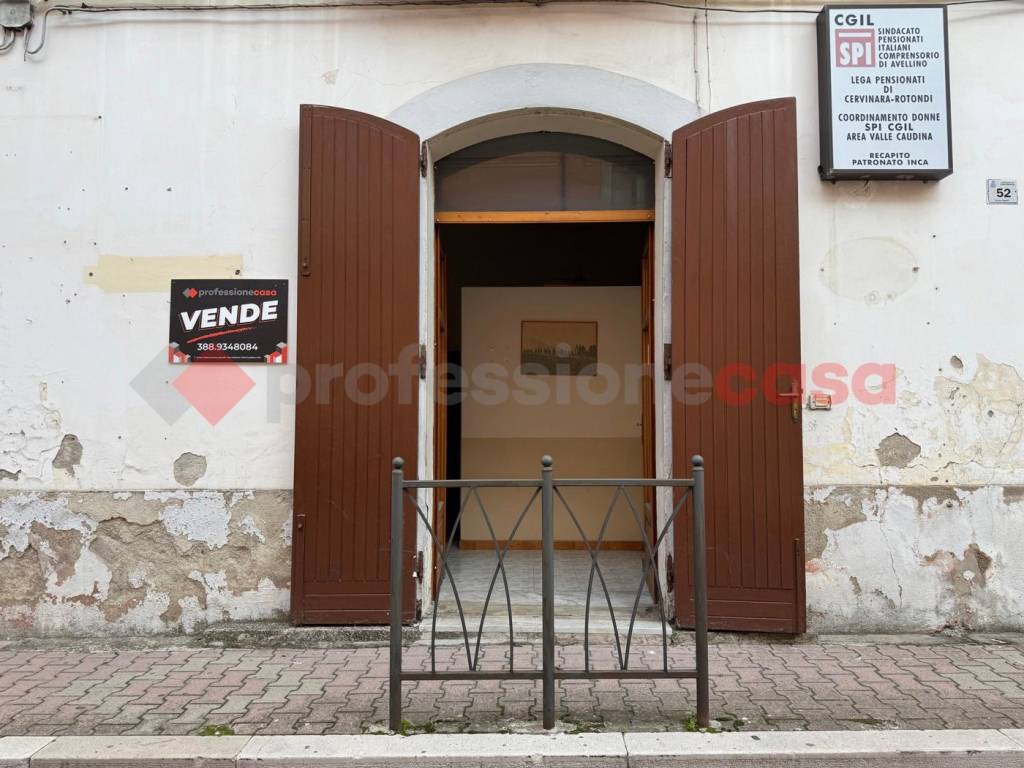 casa indipendente in vendita a Cervinara in zona Trescine