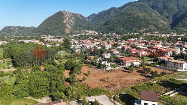 terreno edificabile in vendita a Cervinara