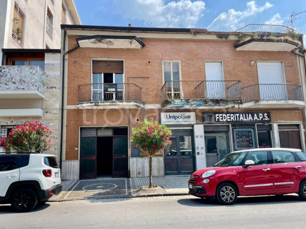 casa indipendente in vendita a Cervinara