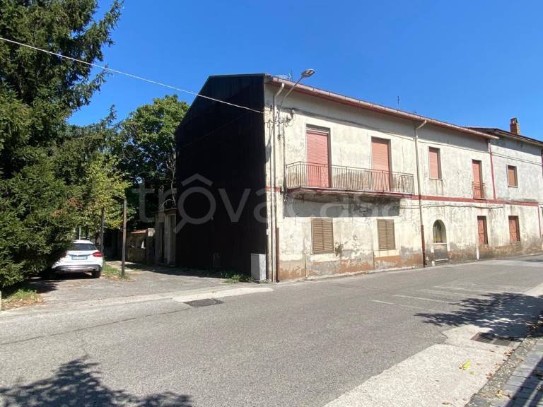 casa indipendente in vendita a Cervinara in zona Pantanari