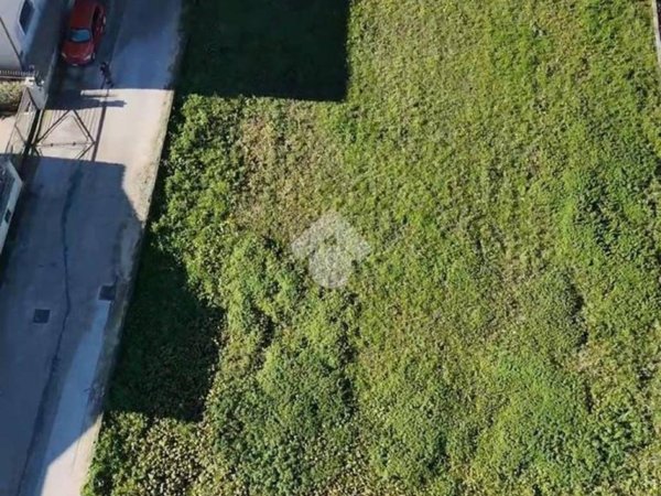 terreno agricolo in vendita a Cervinara in zona San Marciano