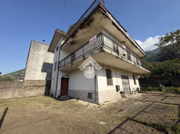 pentavano in vendita a Cervinara