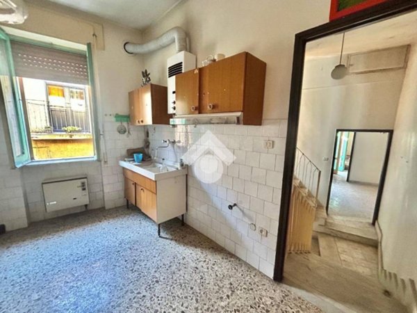 casa indipendente in vendita a Cervinara in zona Trescine