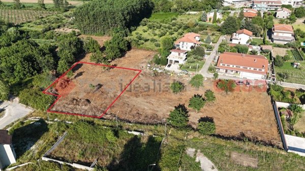 terreno edificabile in vendita a Cervinara