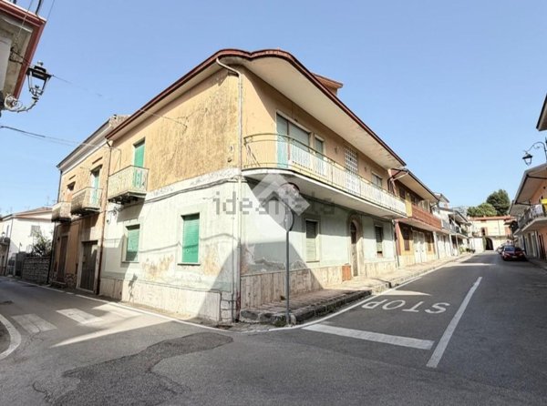 casa indipendente in vendita a Cervinara in zona Salomoni