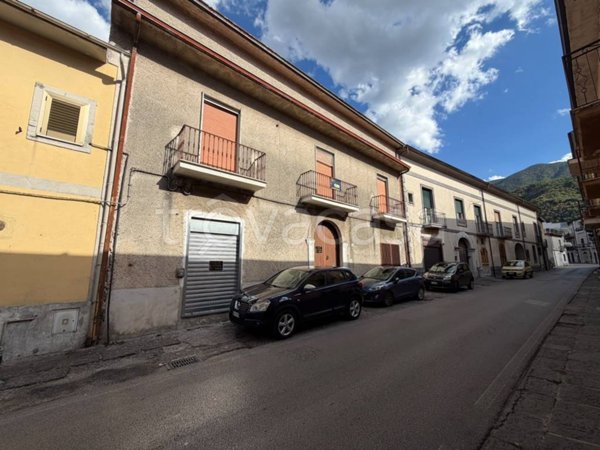 appartamento in vendita a Cervinara in zona Trescine
