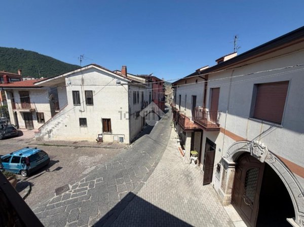 casa indipendente in vendita a Cervinara in zona San Potito