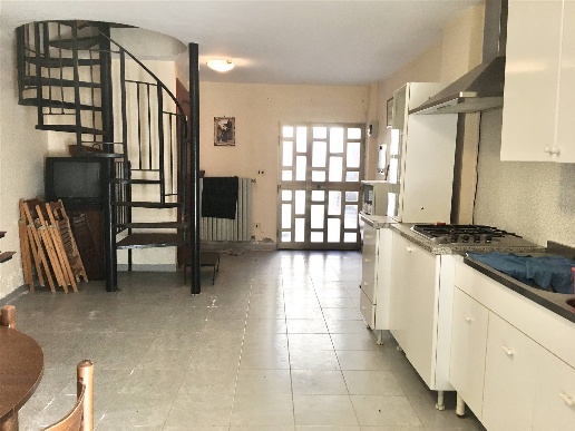 casa indipendente in vendita a Cesinali