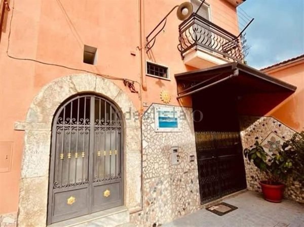 casa semindipendente in vendita a Cesinali