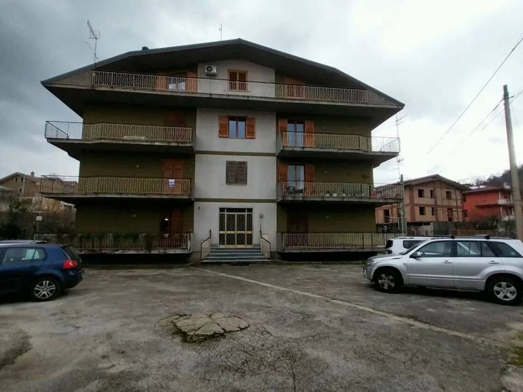 appartamento in vendita a Contrada