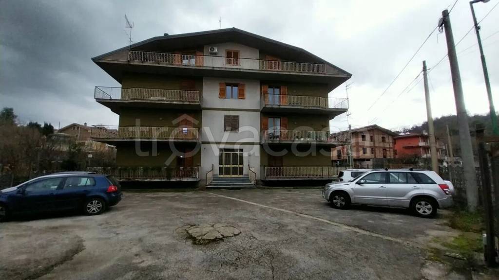appartamento in vendita a Contrada