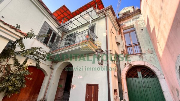 appartamento in vendita a Contrada