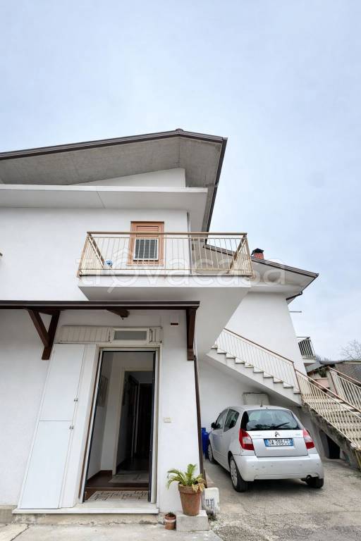 appartamento in vendita a Contrada