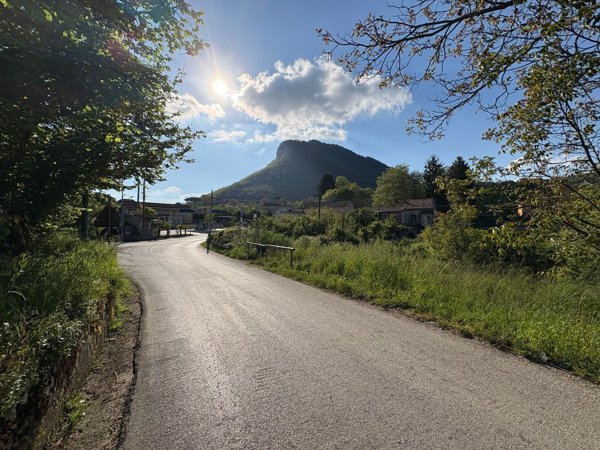 appartamento in vendita a Contrada