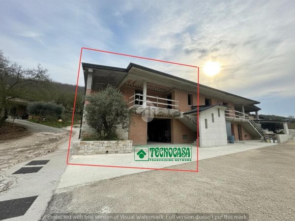 appartamento in vendita a Contrada