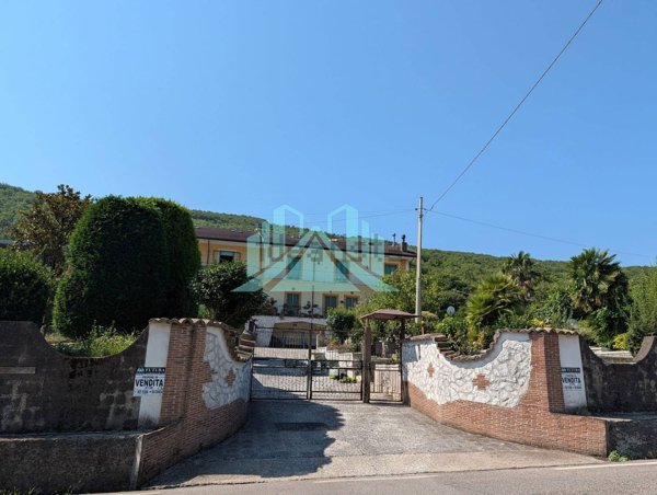 appartamento in vendita a Contrada