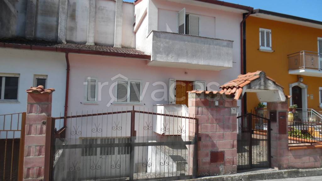 casa indipendente in vendita a Conza della Campania