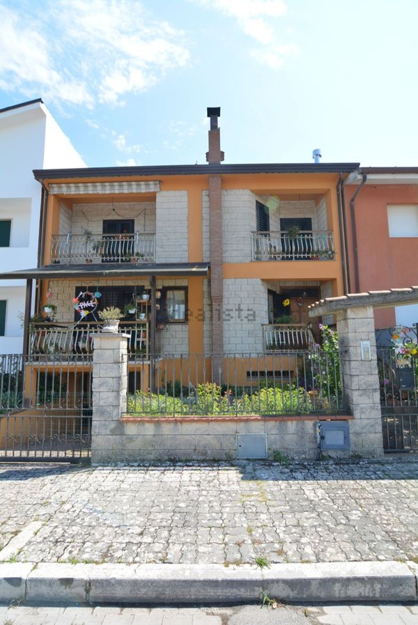 casa indipendente in vendita a Conza della Campania