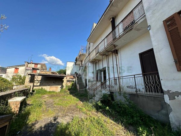 casa indipendente in vendita a Domicella