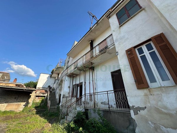 casa indipendente in vendita a Domicella