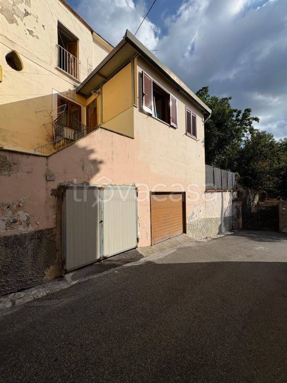 casa indipendente in vendita a Domicella