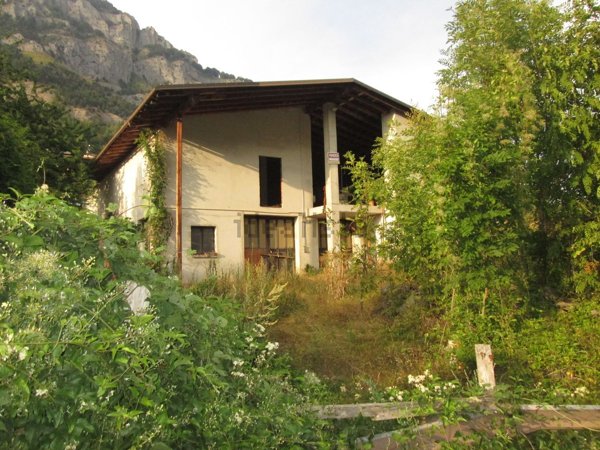 appartamento in vendita ad Aisone