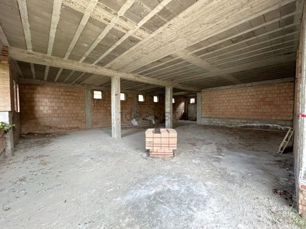 casa indipendente in vendita a Fontanarosa
