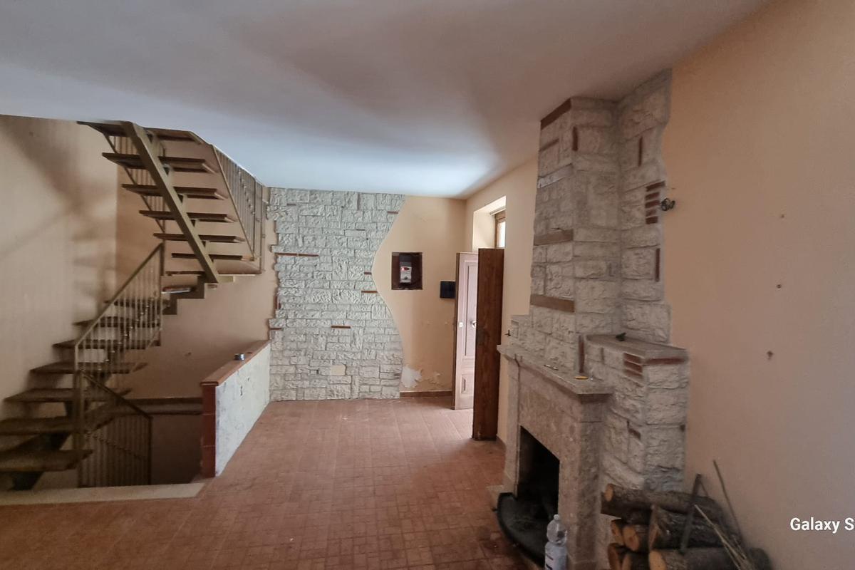 casa indipendente in vendita a Fontanarosa