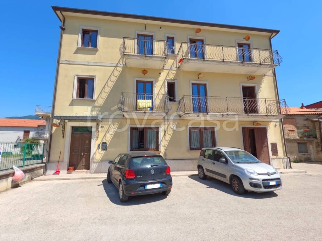 casa indipendente in vendita a Forino in zona Celzi