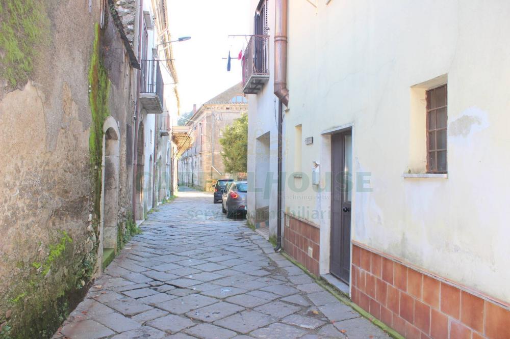 casa indipendente in vendita a Forino
